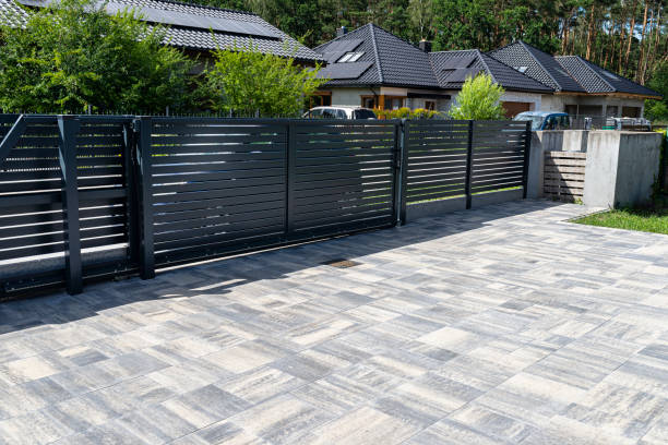 Best Driveway Resurfacing Pavers  in Kennewick, WA